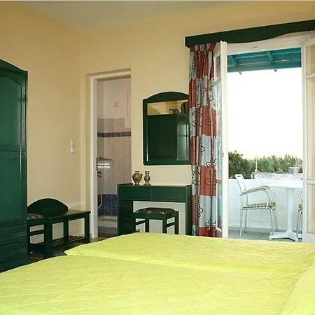 Apollonia 2* Naxos City