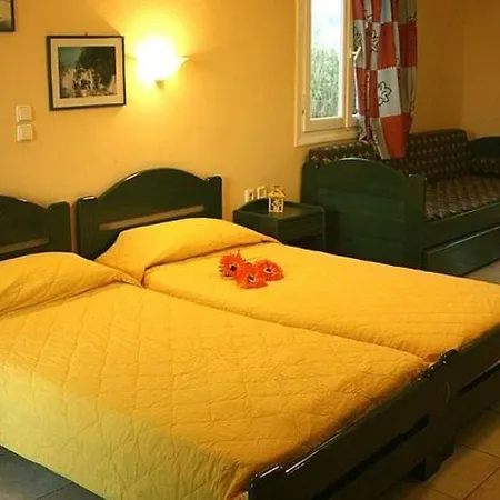 Apollonia Hotel 2*